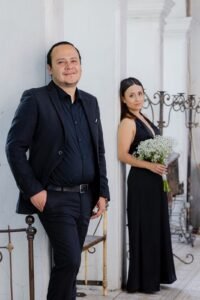 monica-salvador.invdigchic.com